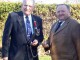 Arthur Fraser, à gauche, en compagnie du conservateur du Musée des Fusiliers Mont-Royal, le lieutenant-colonel à la retraite Guy Gosselin.